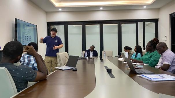 Training and engagement with the WindiSun Energy team
